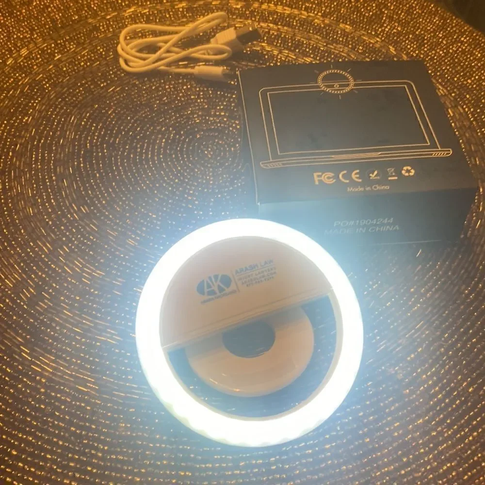Clip On Phone Photo Light 💡3 Settings NEW IN BOX - Picture 2 of 7
